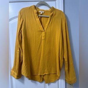 Style $ Co Women’s linen blend top